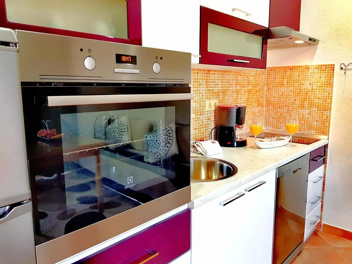 Apartment With Sea View In Trogir Croatia